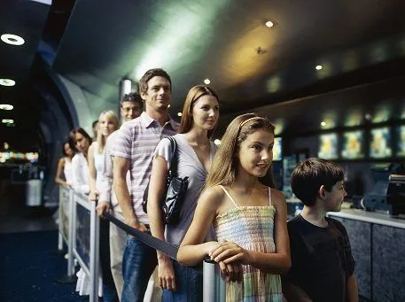 ¿El cine con más producción es más rentable?