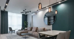 salón de vivienda moderna en tonos blancos y verdes